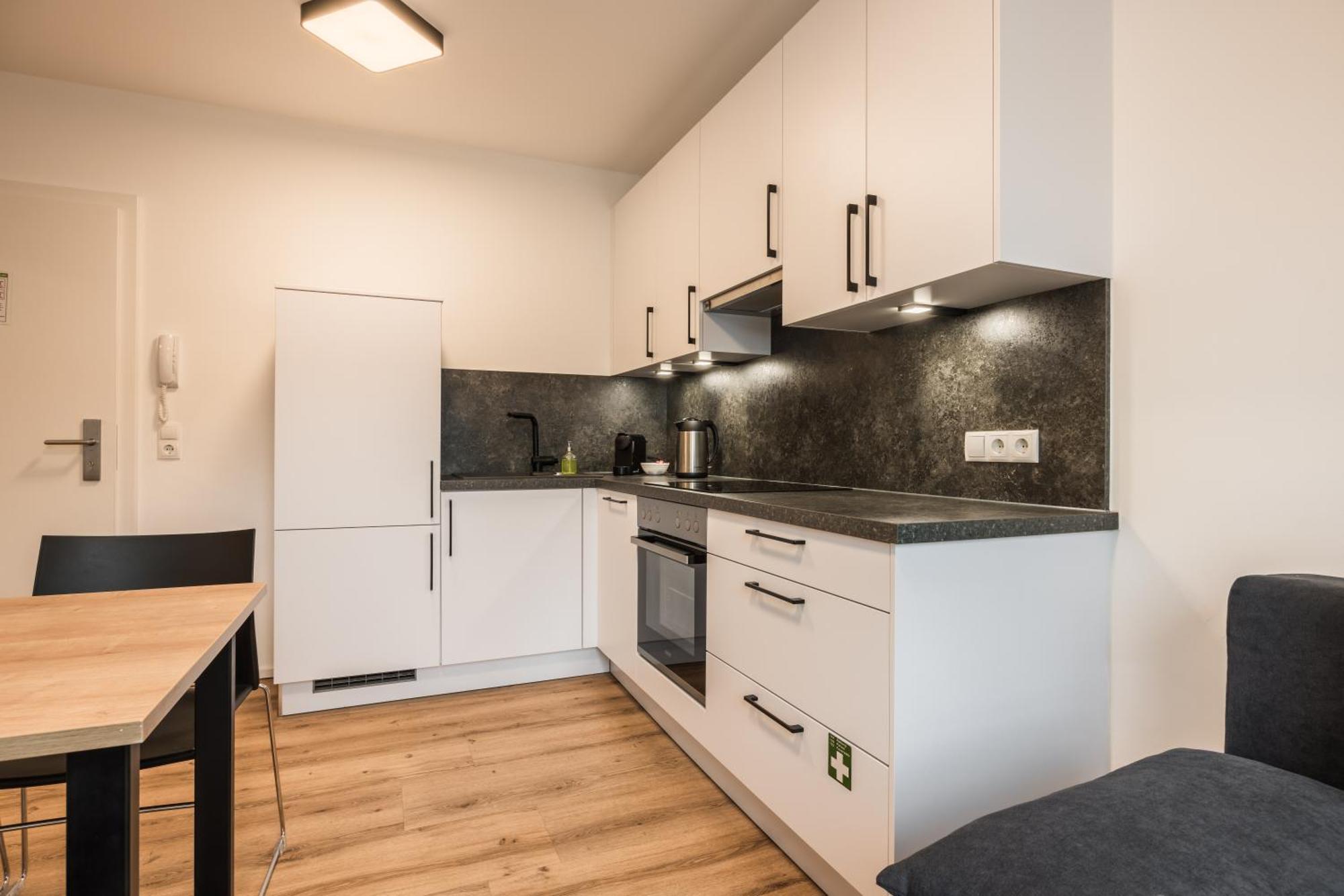 Myquartier Central City Suites 因斯布鲁克 外观 照片
